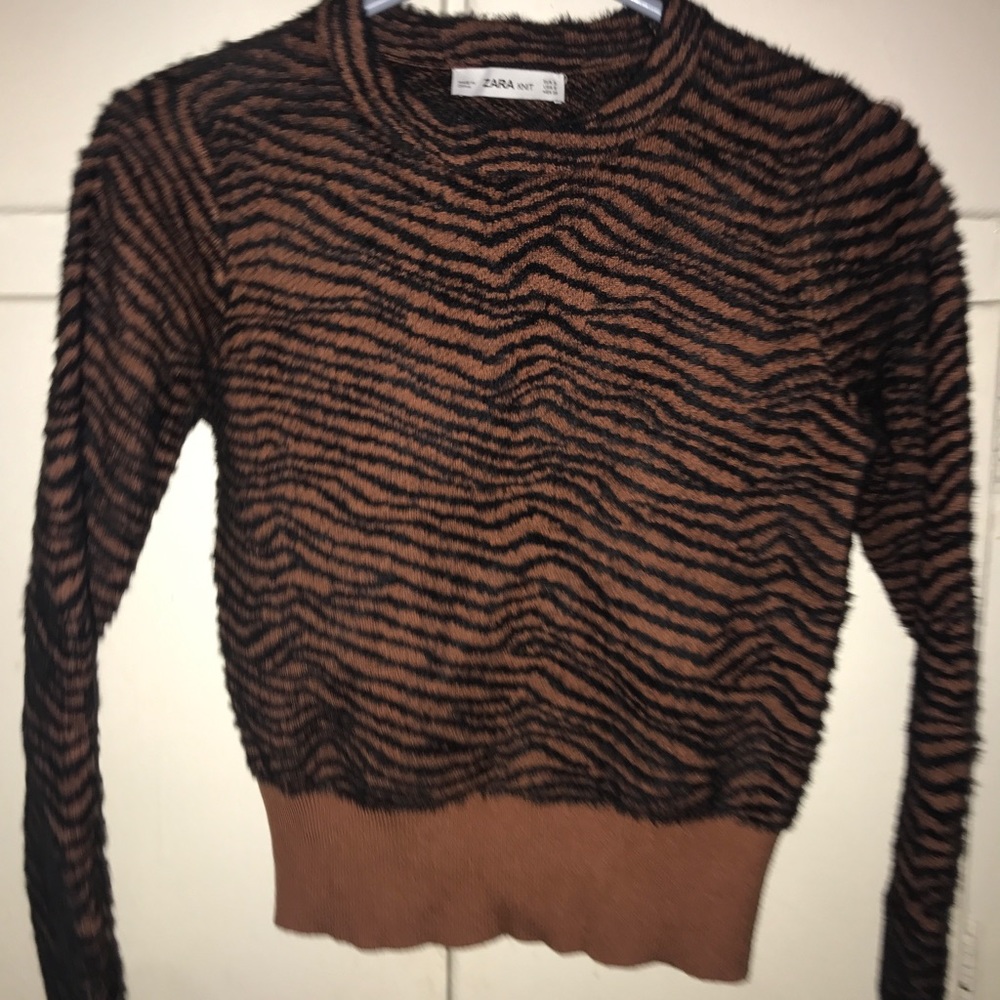 Zara animal print sweater